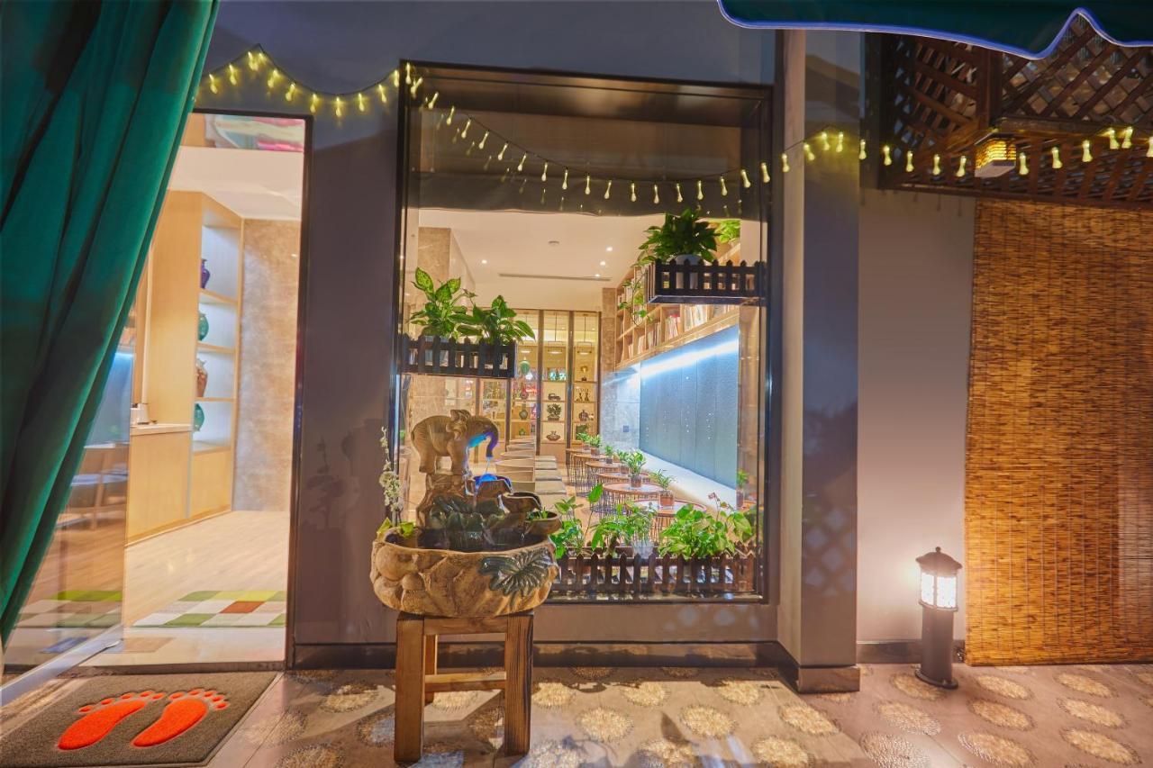 Yiwu Boman Boutique Hotel Exterior foto